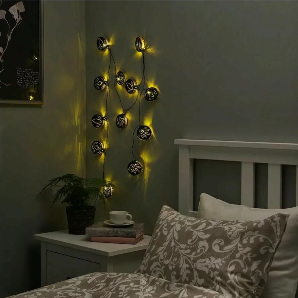 IKEA STRALA LED string light with 12 lights, green battery operated/patterns
